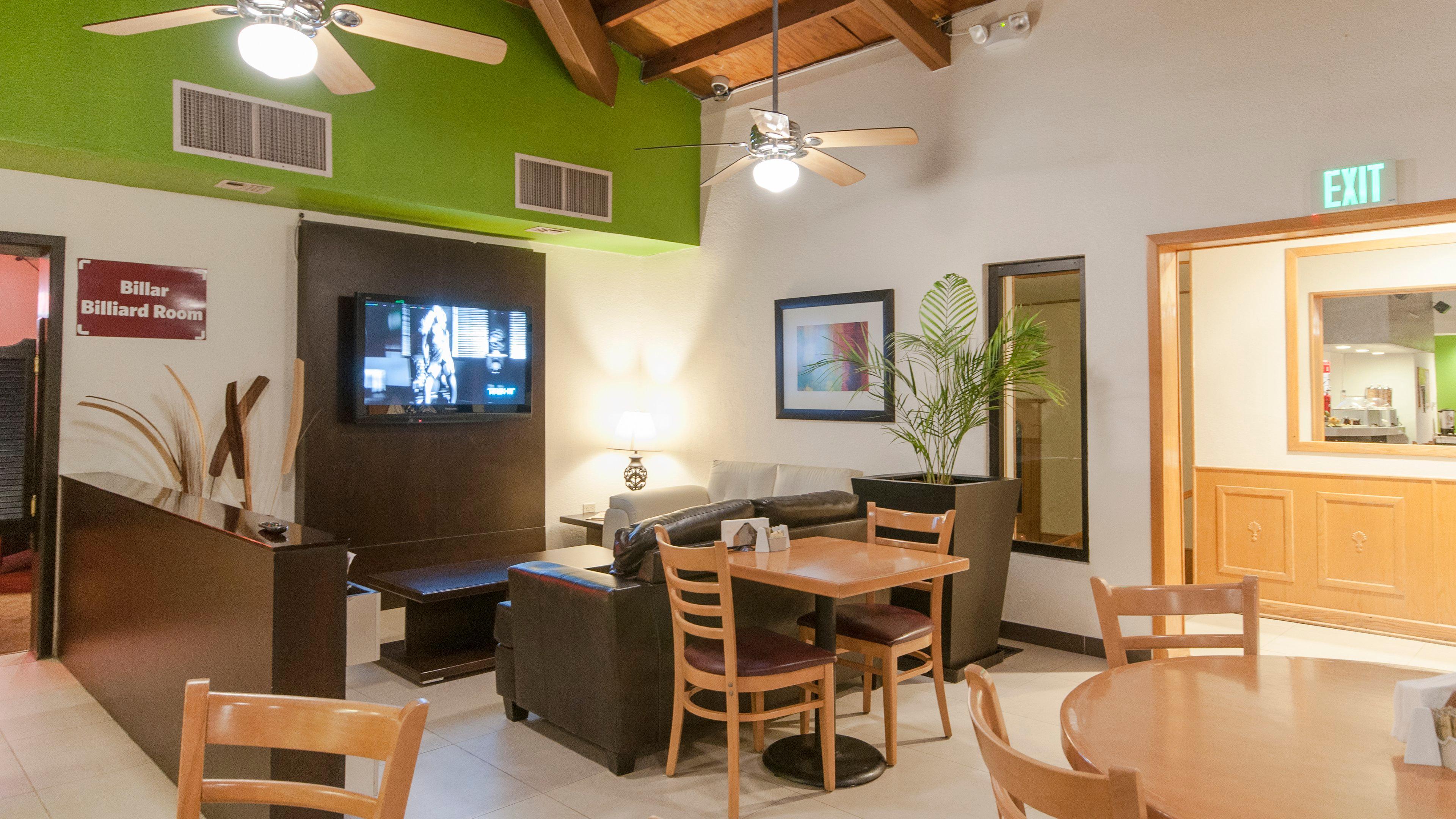 Holiday Inn & Suites Chihuahua Expo By Ihg Exterior photo
