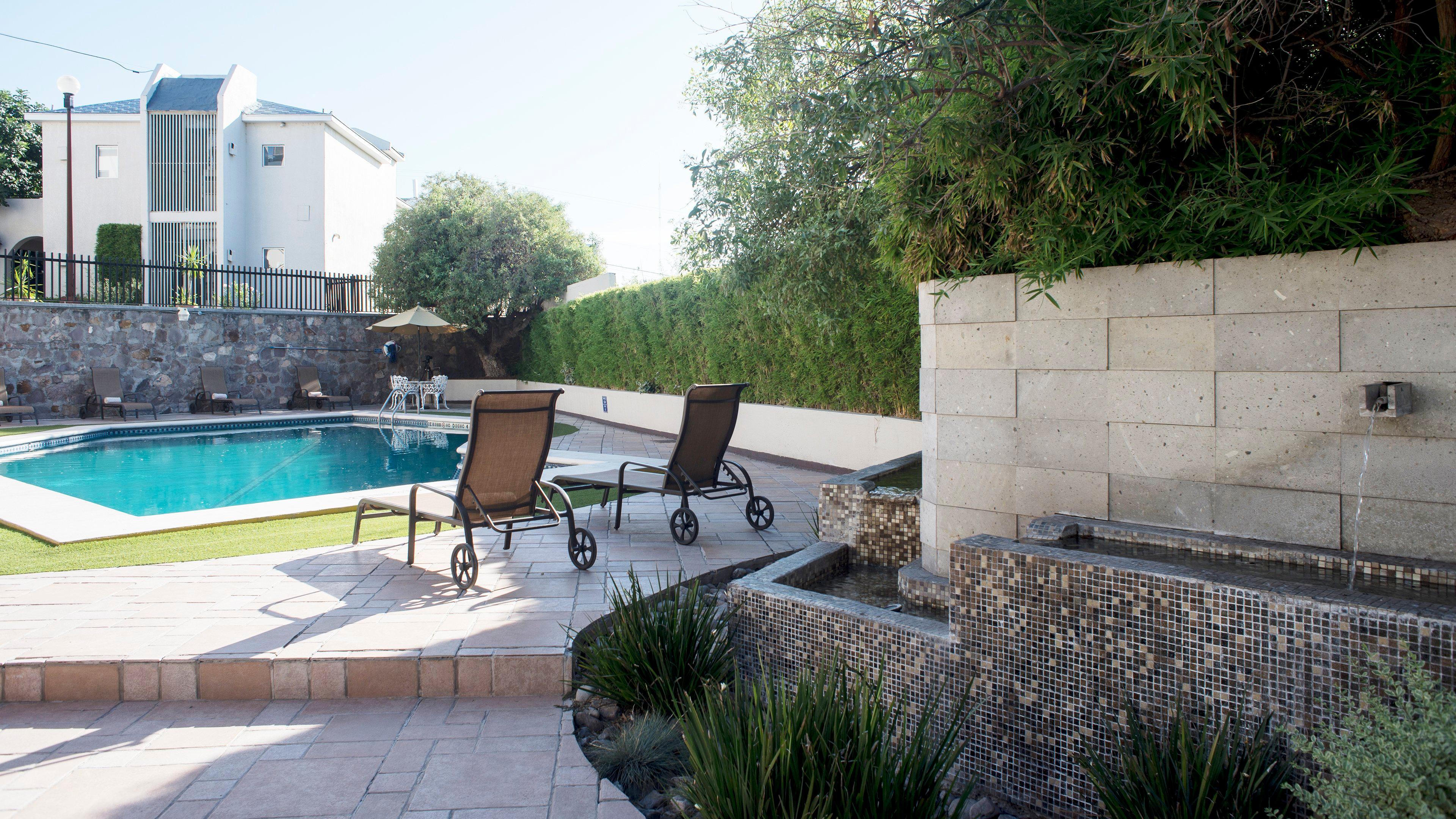 Holiday Inn & Suites Chihuahua Expo By Ihg Exterior photo