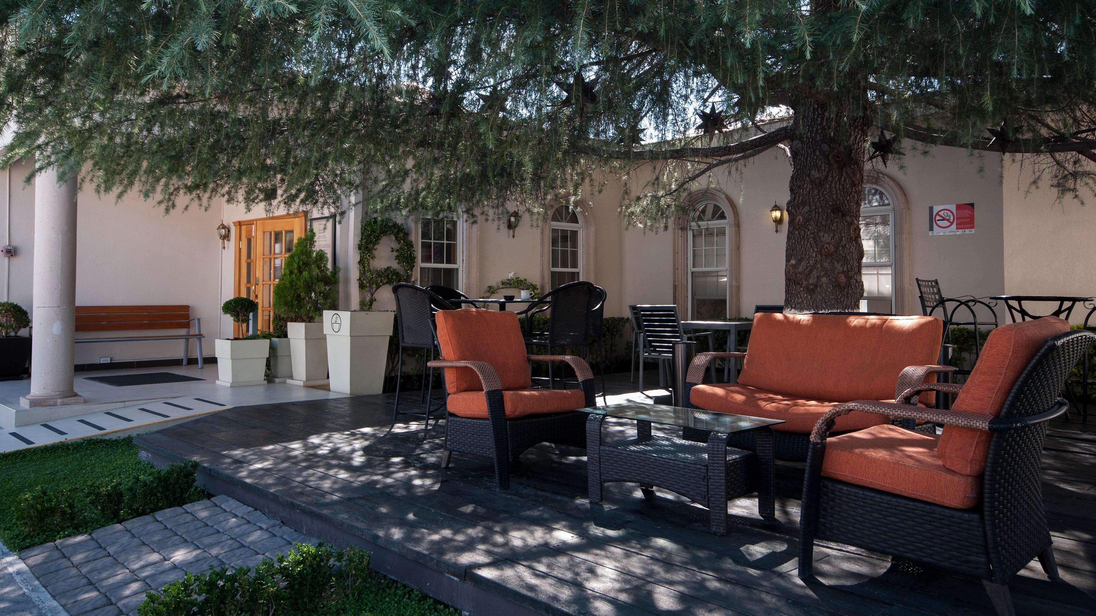 Holiday Inn & Suites Chihuahua Expo By Ihg Exterior photo